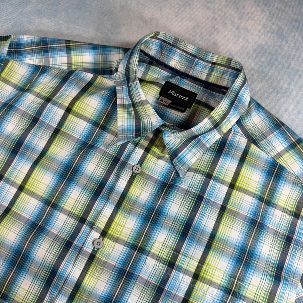 Marmot Button Down Shirt Mens XL Blue Green Excellent Plaid Short Sleeve SCC-363